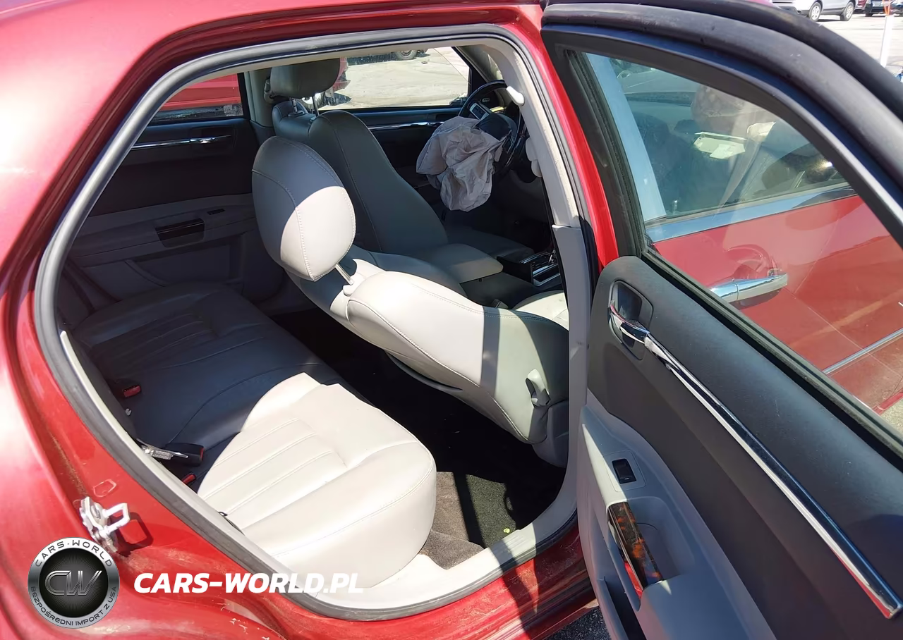 2007 Chrysler 300C VIN:2C3LA63H47H767374 - 8