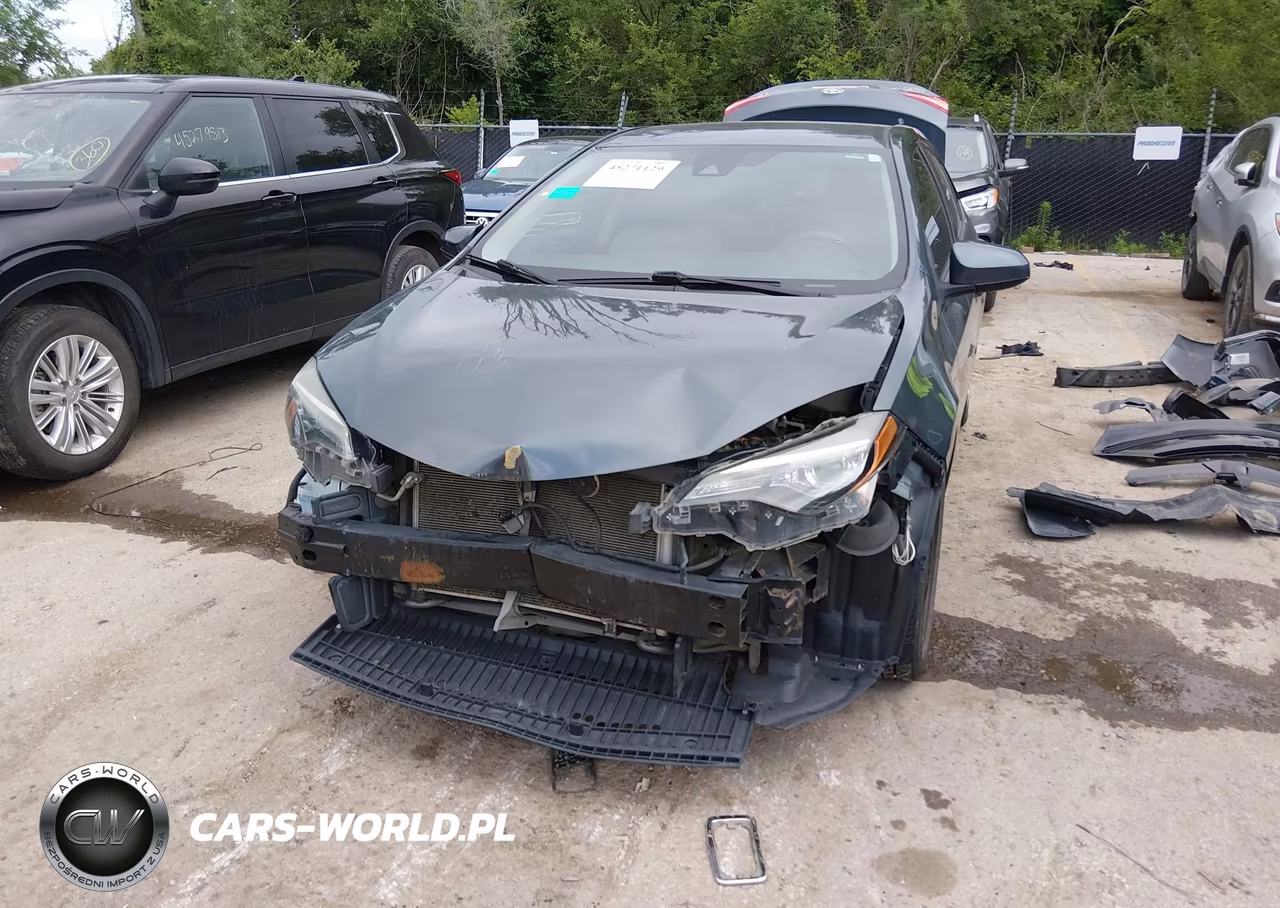 2017 Toyota Corolla Le VIN:5YFBURHEXHP715015 - 6