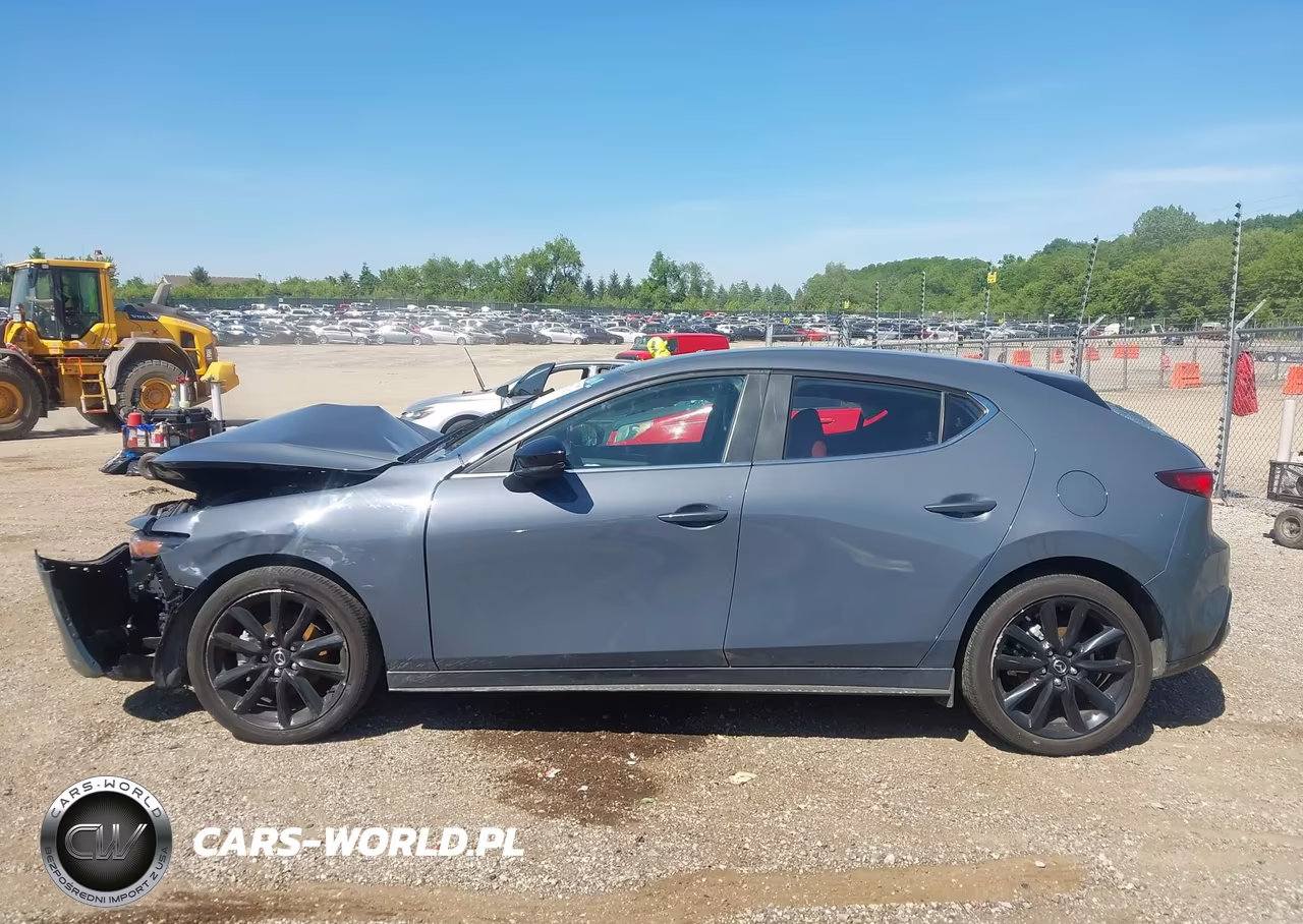 2025 Mazda Mazda3 2.5 S Carbon Edition VIN:JM1BPBLM4S1778782 - 15