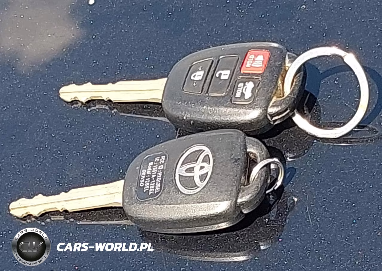 2014 Toyota Corolla S Plus VIN:2T1BURHE3EC131020 - 11