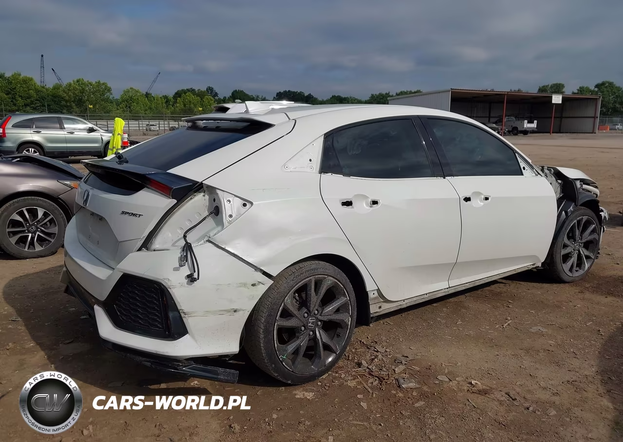 2018 Honda Civic Sport VIN:SHHFK7H40JU222298 - 17