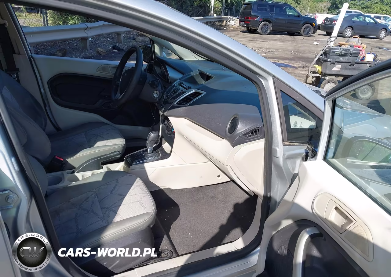 2013 Ford Fiesta Se VIN:3FADP4BJ9DM223317 - 5