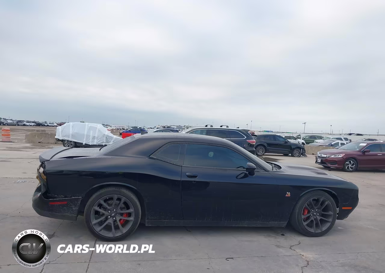 2020 Dodge Challenger R-T Scat Pack VIN:2C3CDZFJ5LH105806 - 13