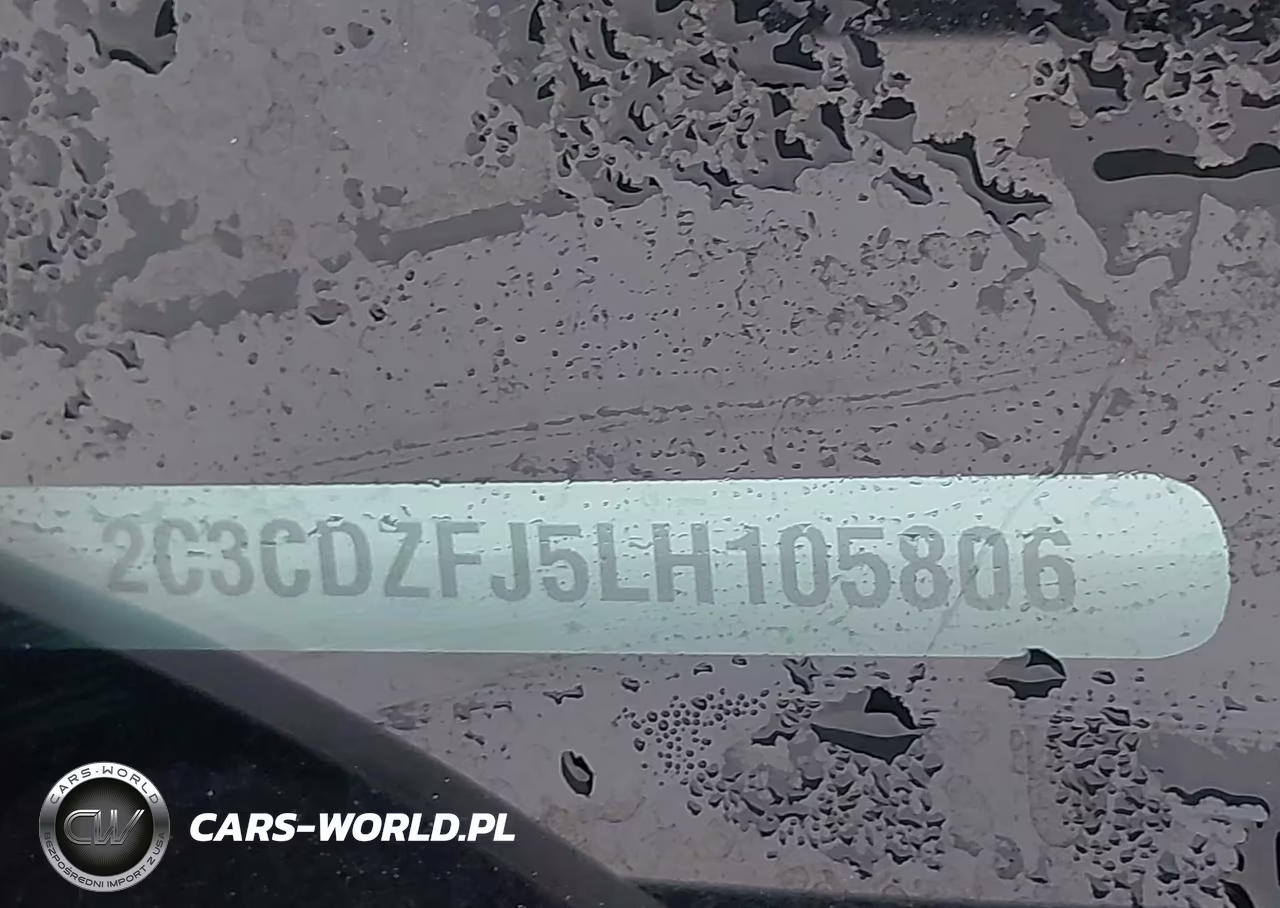 2020 Dodge Challenger R-T Scat Pack VIN:2C3CDZFJ5LH105806 - 9