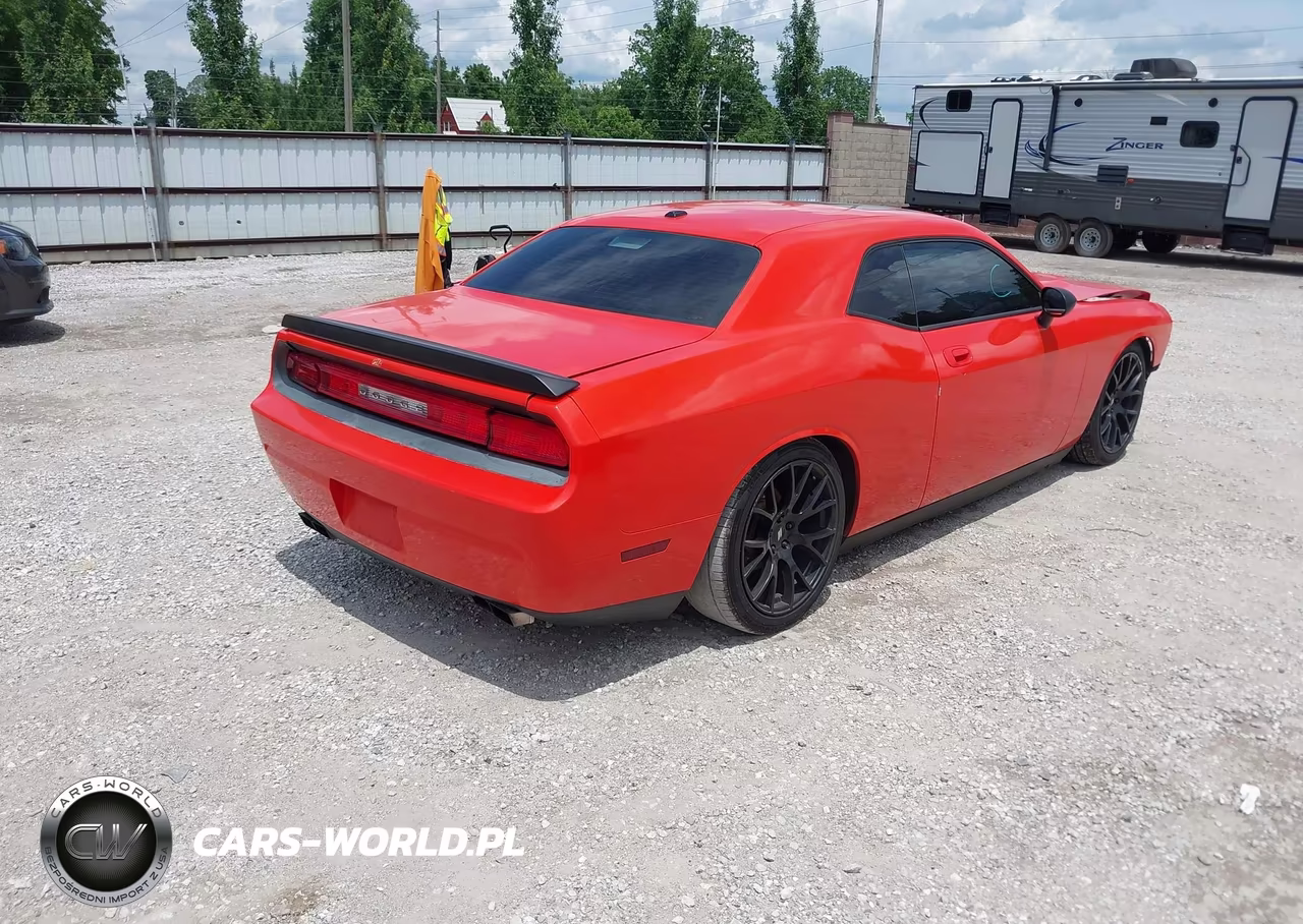 2010 Dodge Challenger R-T VIN:2B3CJ5DT3AH306751 - 4