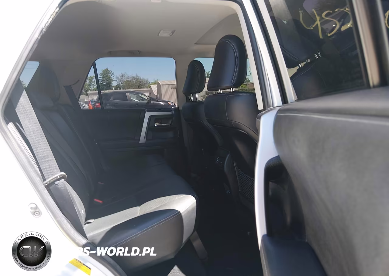 2021 Toyota 4Runner Limited VIN:JTEKU5JR6M5841610 - 8