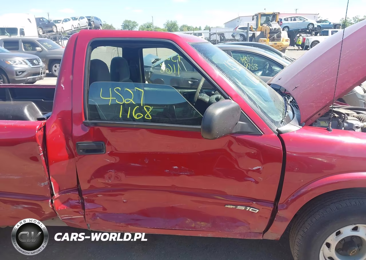 2002 Chevrolet S-10 VIN:1GCCS145228242716 - 12