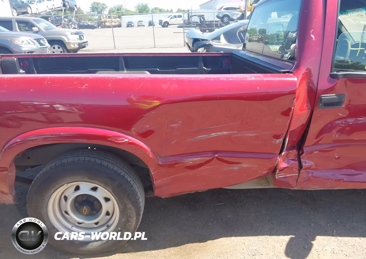 2002 Chevrolet S-10 VIN:1GCCS145228242716 - 13