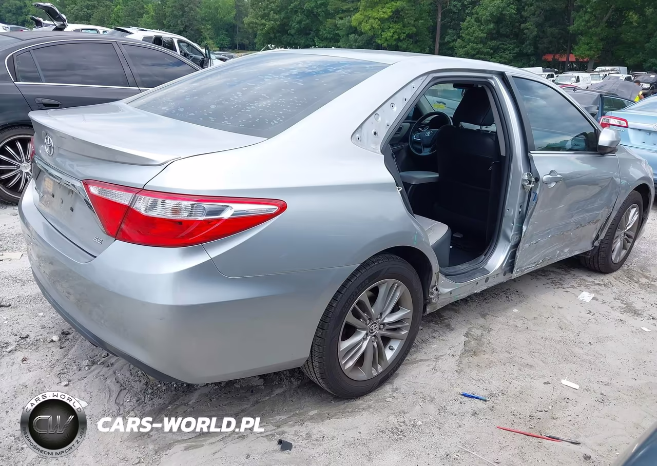 2016 Toyota Camry Se VIN:4T1BF1FKXGU176543 - 4