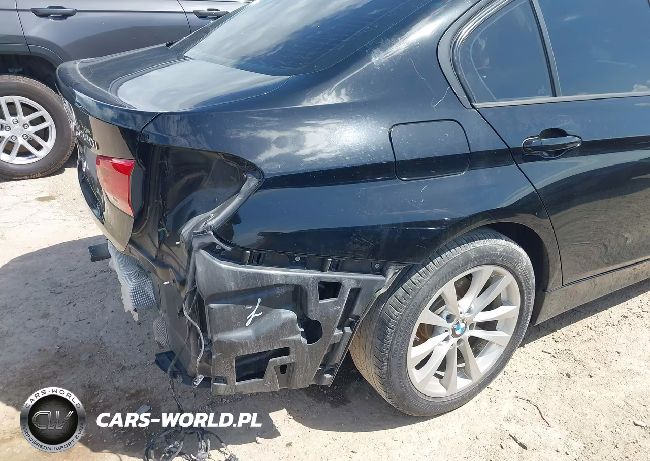 2016 BMW 320I VIN:WBA8E1G5XGNT38382 - 14
