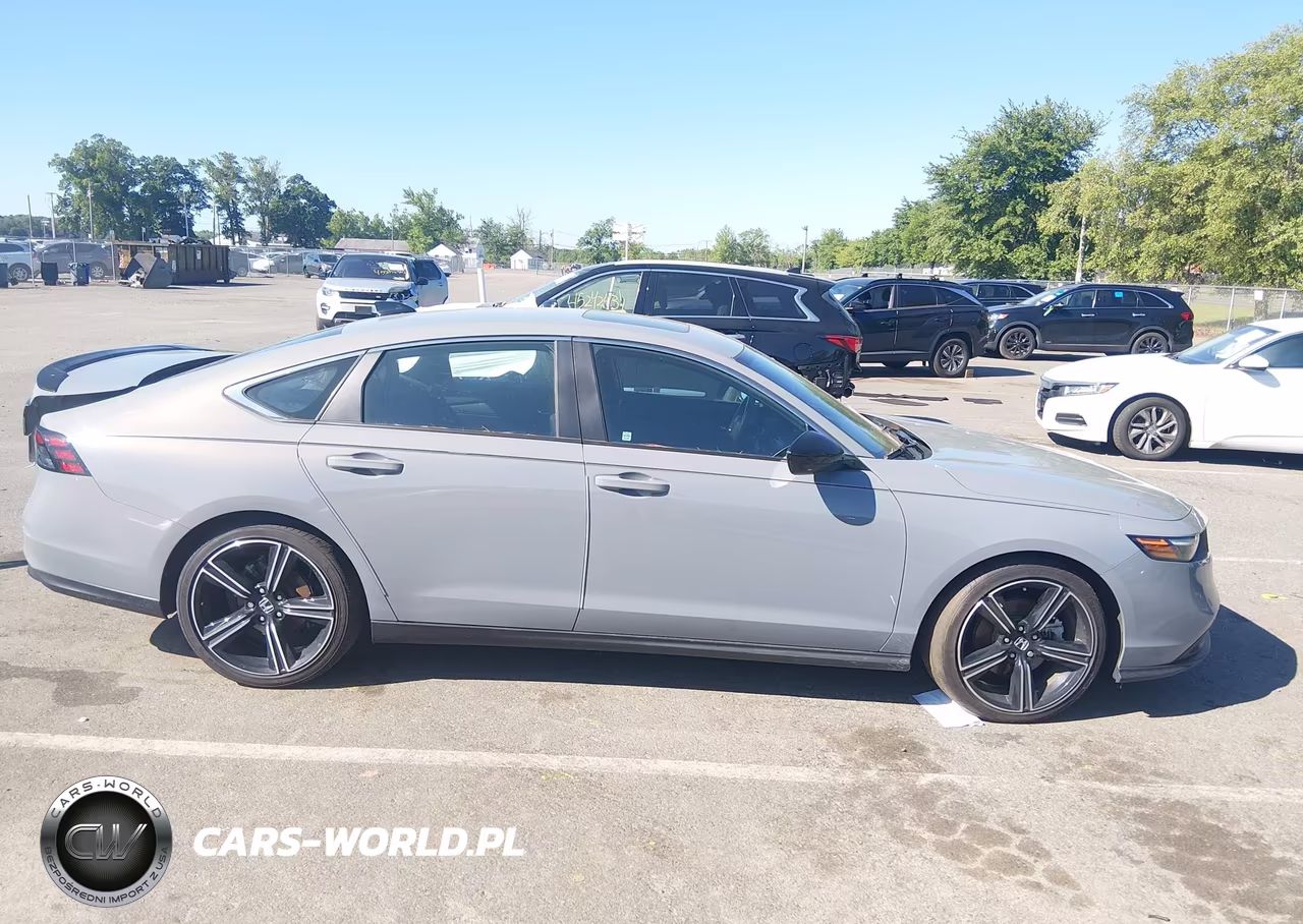2025 Honda Accord Hybrid Sport VIN:1HGCY2F50SA018811 - 13