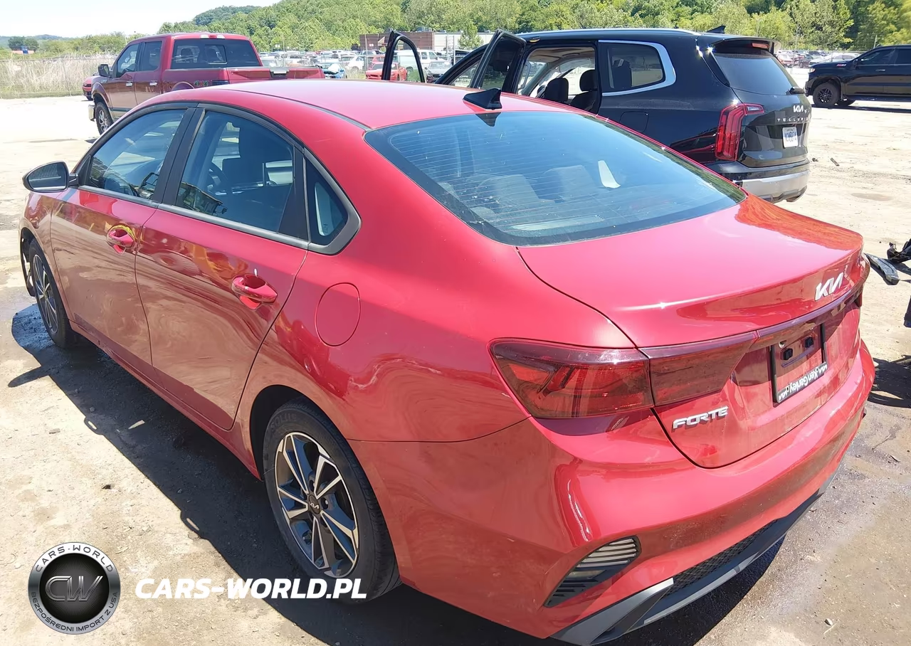 2022 Kia Forte Lxs VIN:3KPF24AD1NE452809 - 3