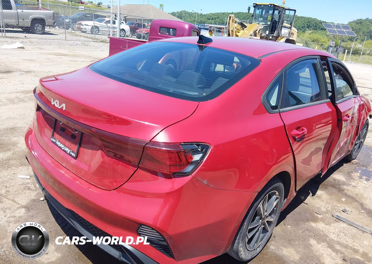 2022 Kia Forte Lxs VIN:3KPF24AD1NE452809 - 4