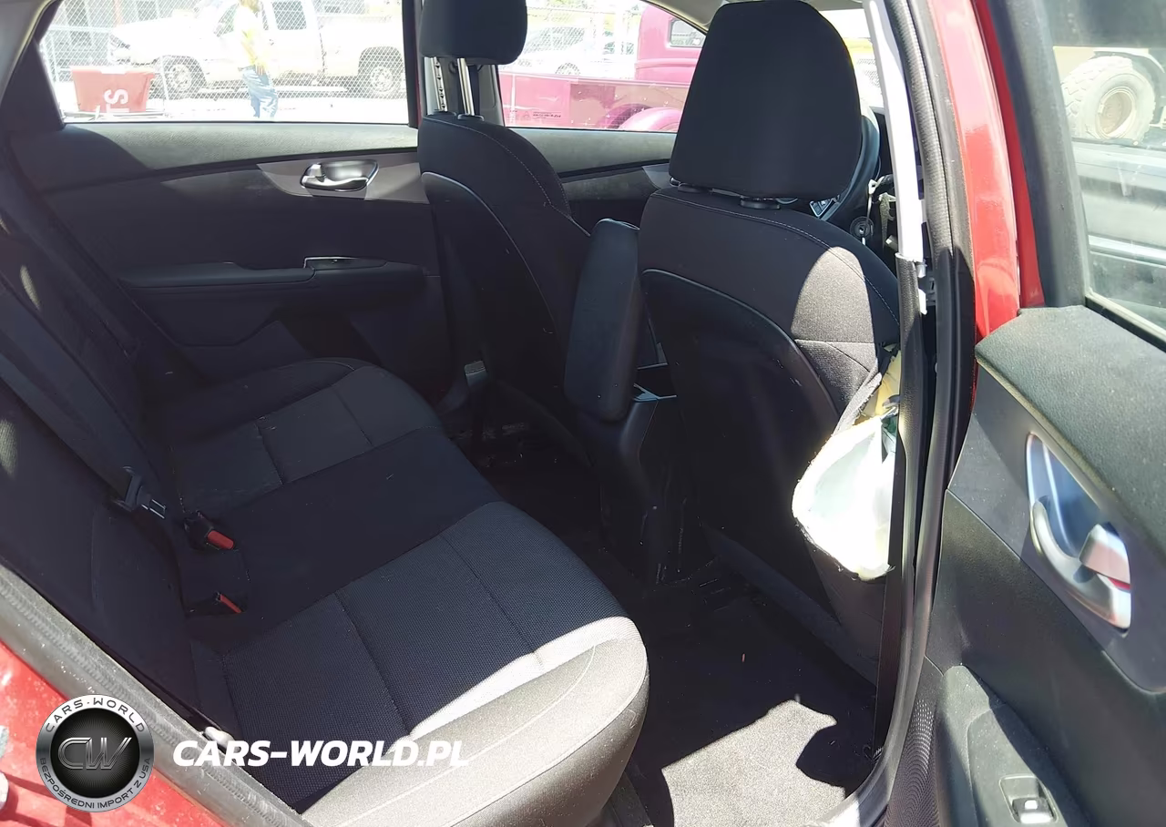 2022 Kia Forte Lxs VIN:3KPF24AD1NE452809 - 8