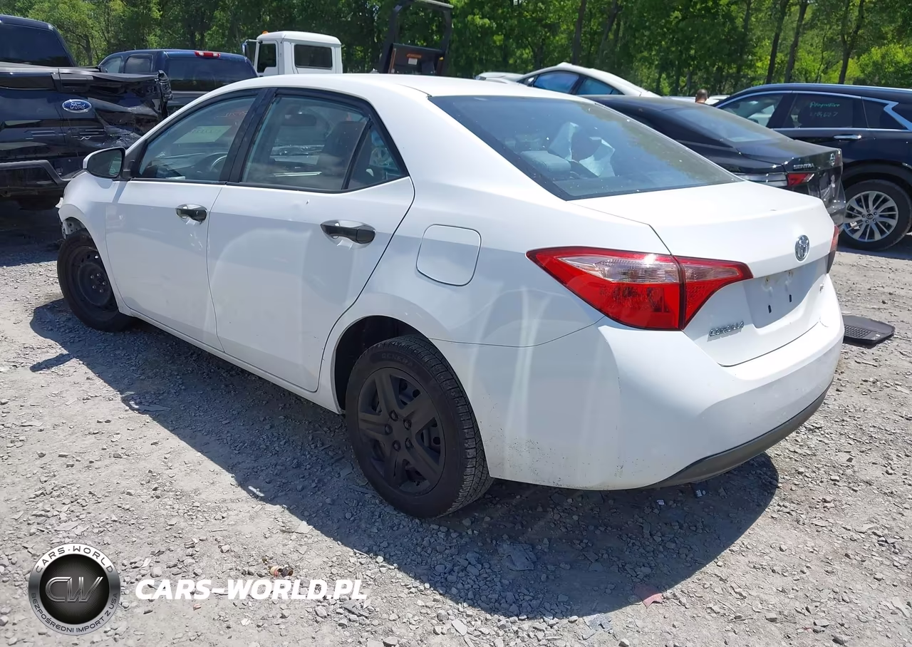 2019 Toyota Corolla Le VIN:2T1BURHE3KC150002 - 3