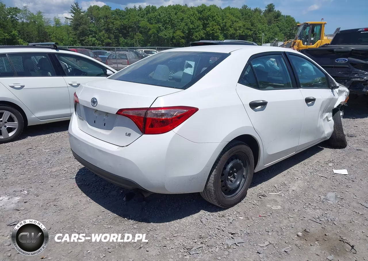 2019 Toyota Corolla Le VIN:2T1BURHE3KC150002 - 4