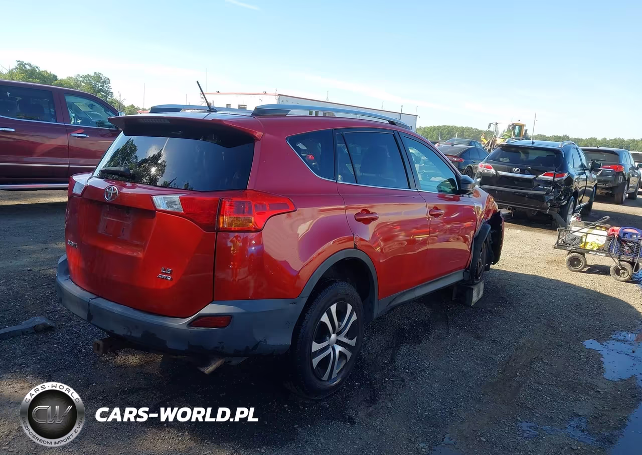 2015 Toyota Rav4 Le VIN:2T3BFREV9FW272356 - 4
