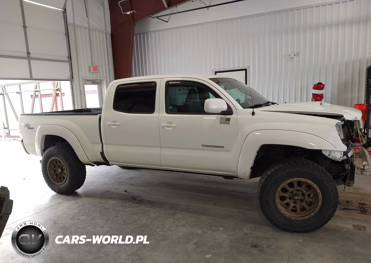 2010 Toyota Tacoma Base V6 VIN:3TMMU4FN1AM023415 - 14