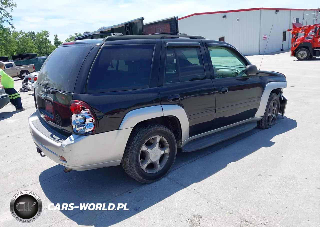 2006 Chevrolet Trailblazer Ls VIN:1GNDT13SX62122140 - 4