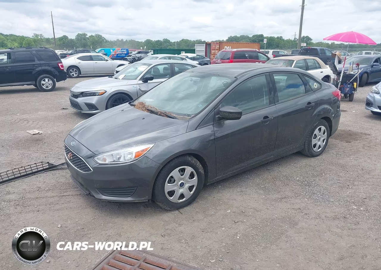 2017 Ford Focus S VIN:1FADP3E22HL322275 - 2