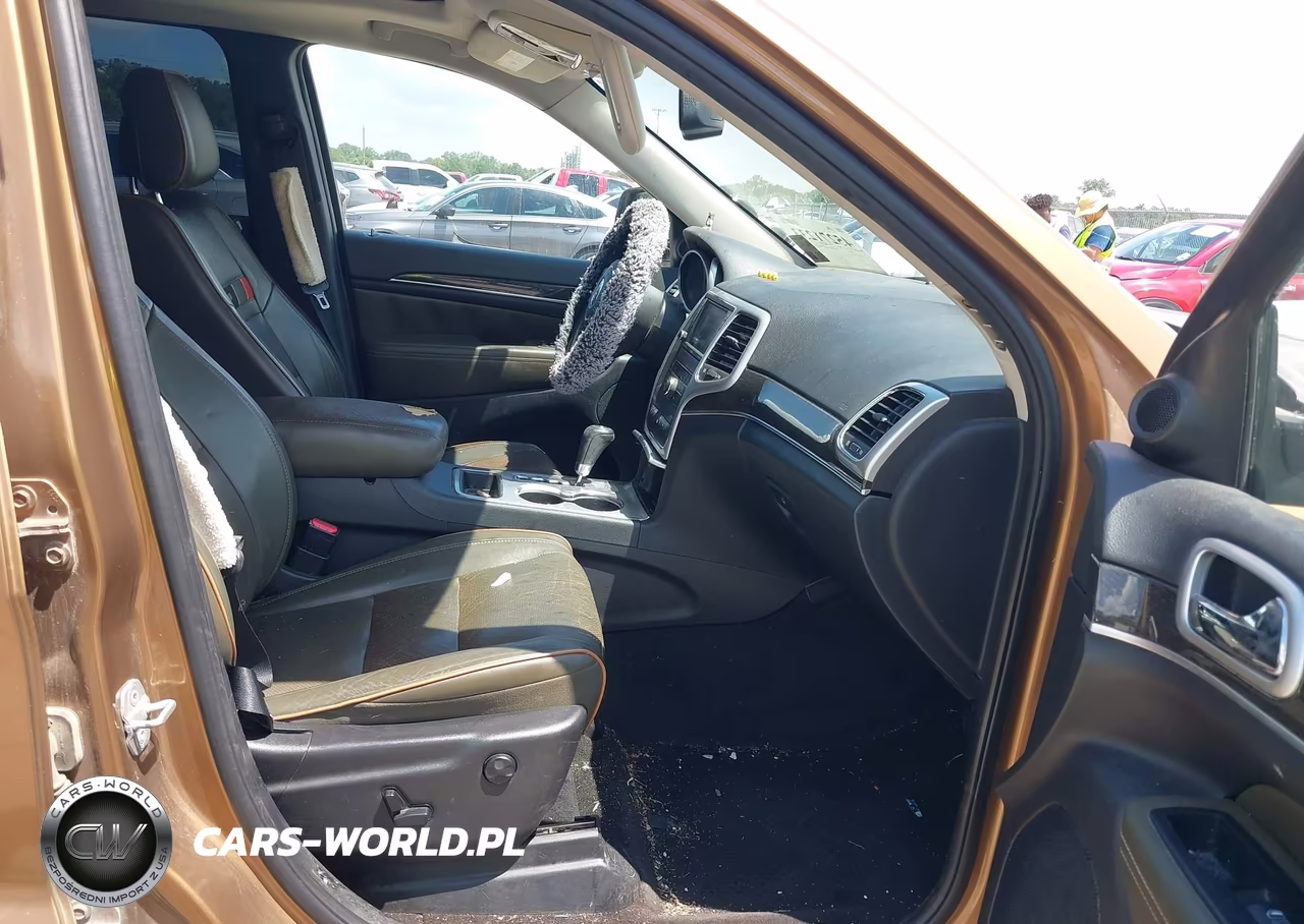 2011 Jeep Grand Cherokee Laredo VIN:1J4RS4GG3BC676613 - 5