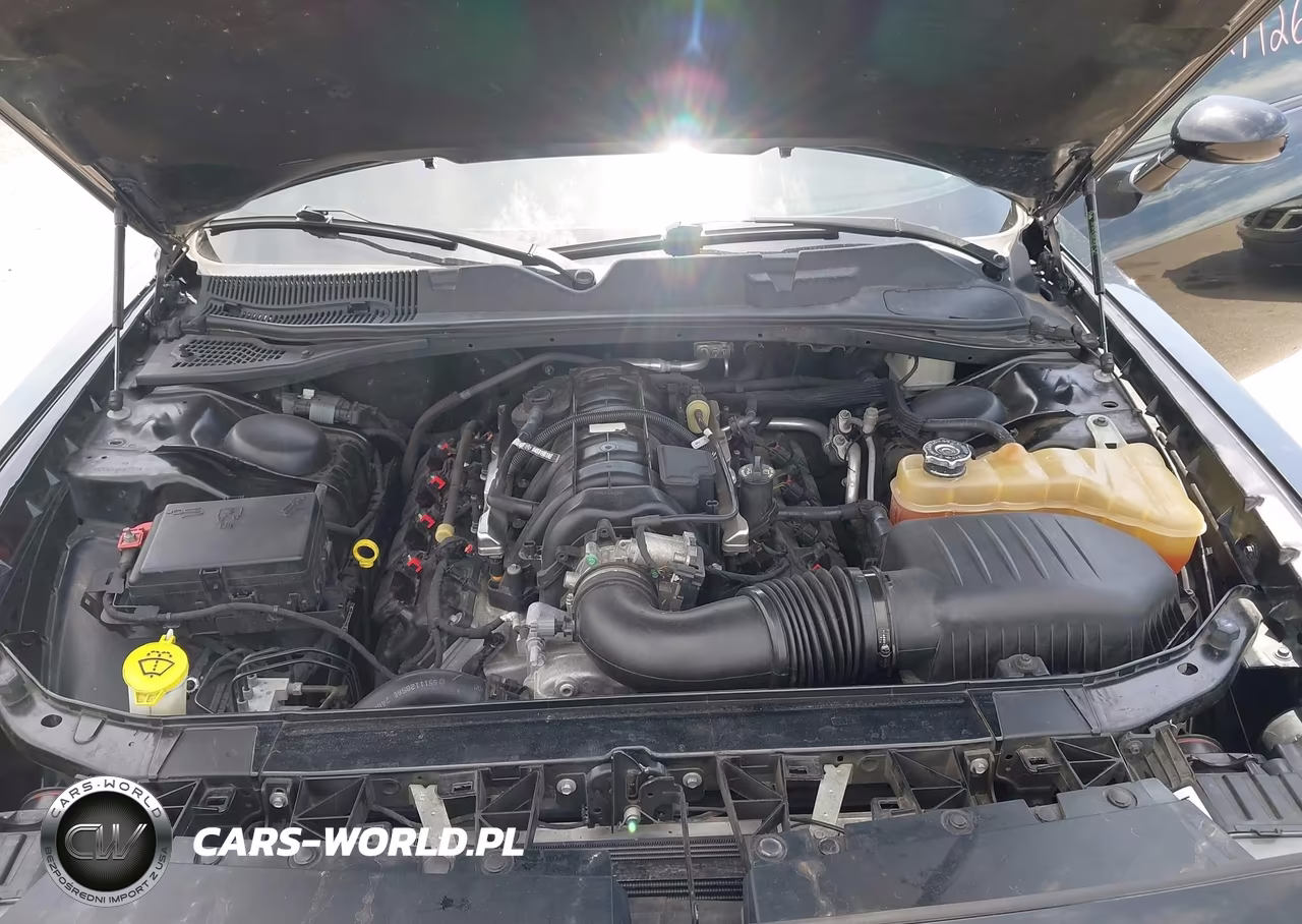 2019 Dodge Challenger R-T VIN:2C3CDZBT6KH627379 - 10