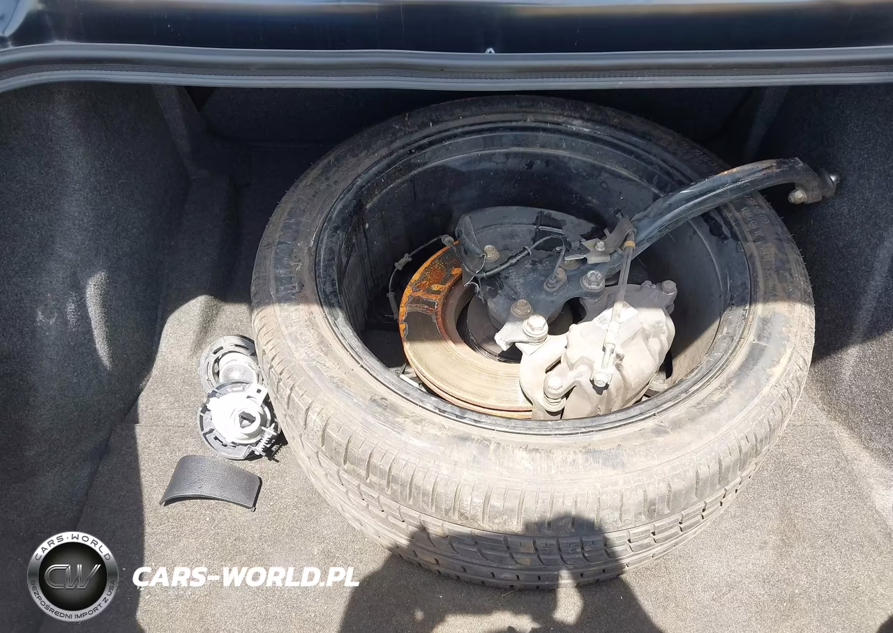 2019 Dodge Challenger R-T VIN:2C3CDZBT6KH627379 - 12