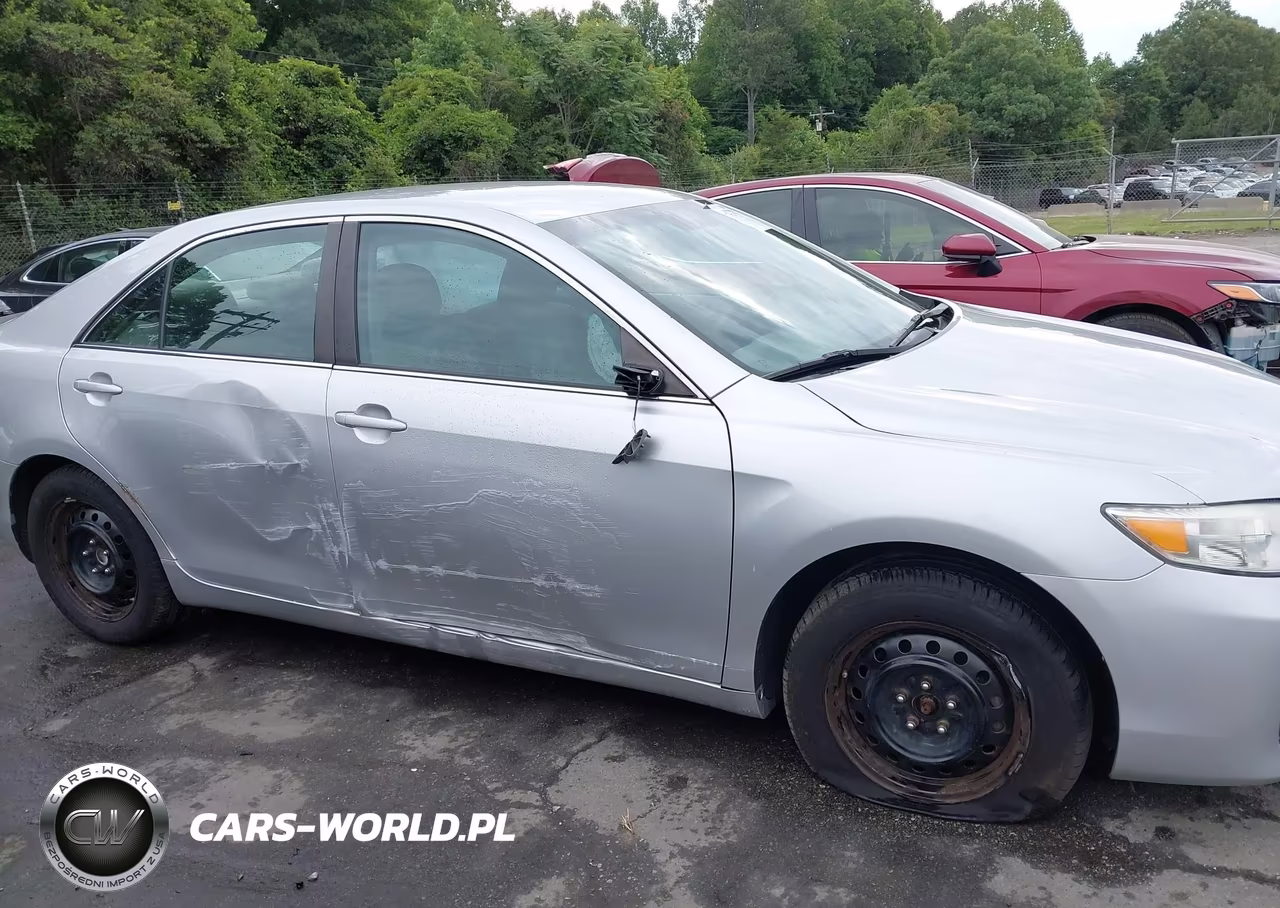 2011 Toyota Camry Le VIN:4T1BF3EK8BU762681 - 13
