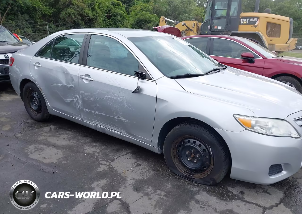 2011 Toyota Camry Le VIN:4T1BF3EK8BU762681 - 17
