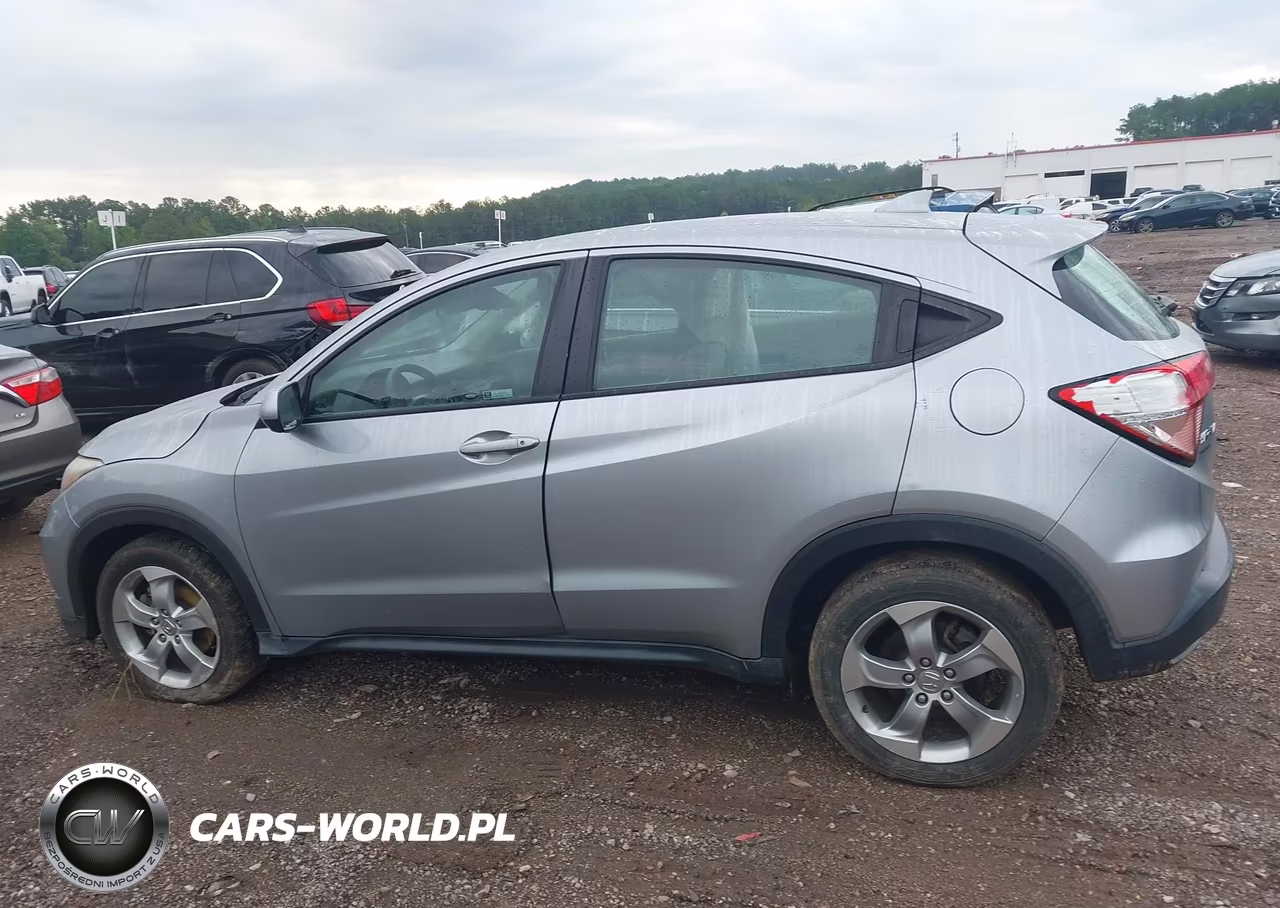 2018 Honda Hr-V Lx VIN:3CZRU5H3XJM722835 - 13