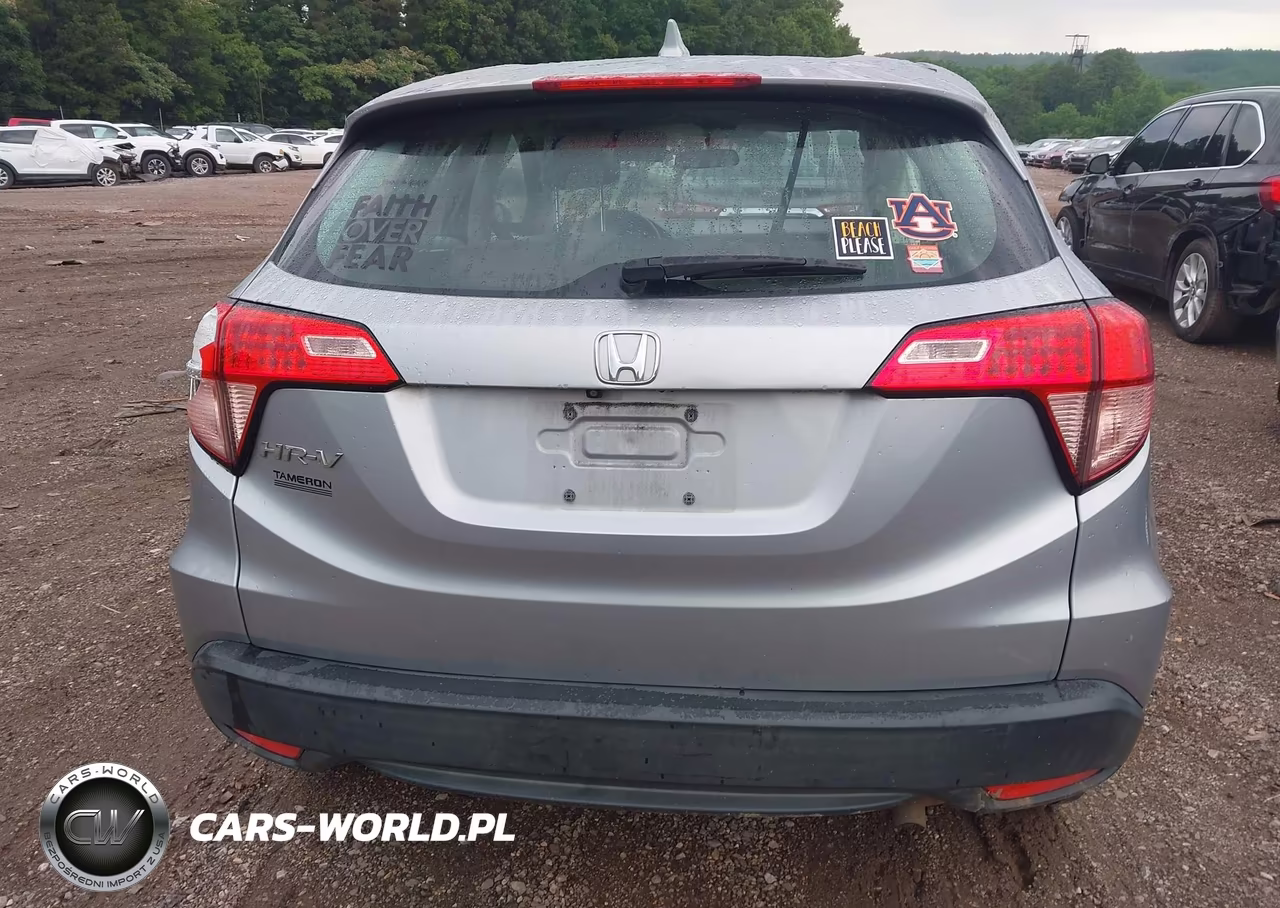 2018 Honda Hr-V Lx VIN:3CZRU5H3XJM722835 - 15
