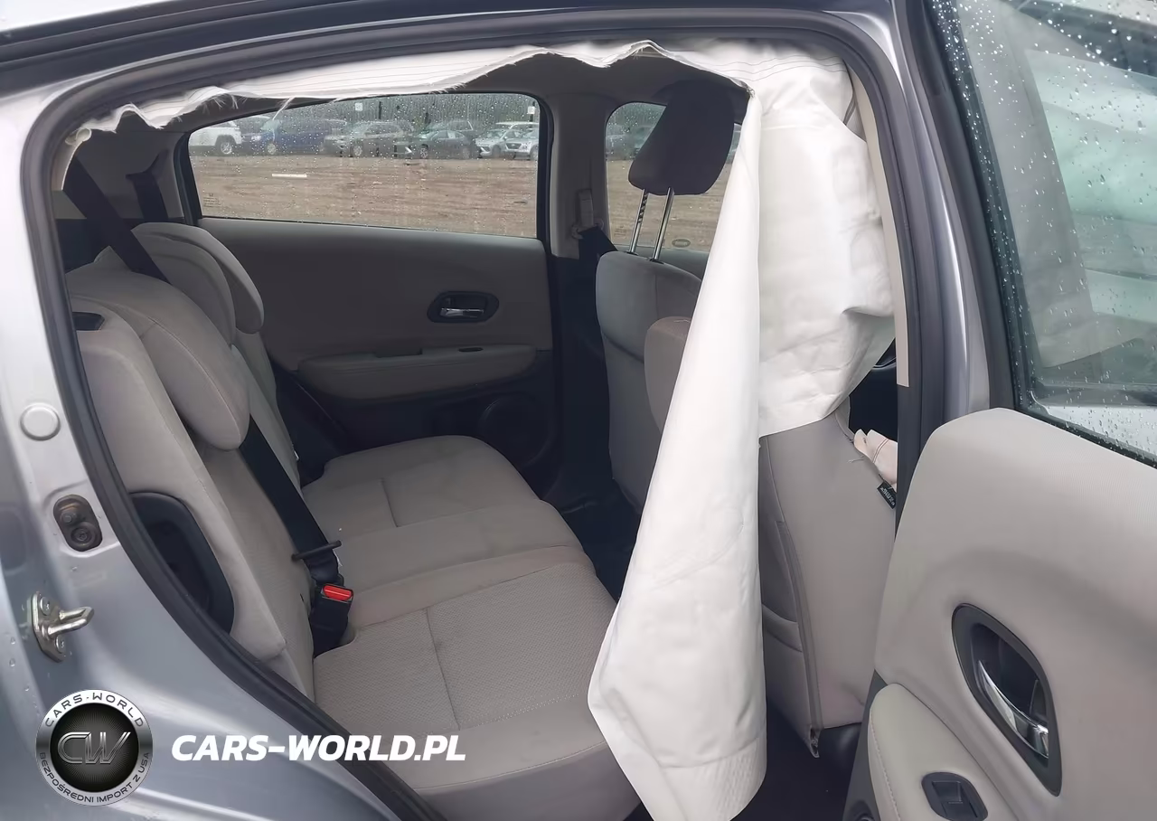 2018 Honda Hr-V Lx VIN:3CZRU5H3XJM722835 - 8