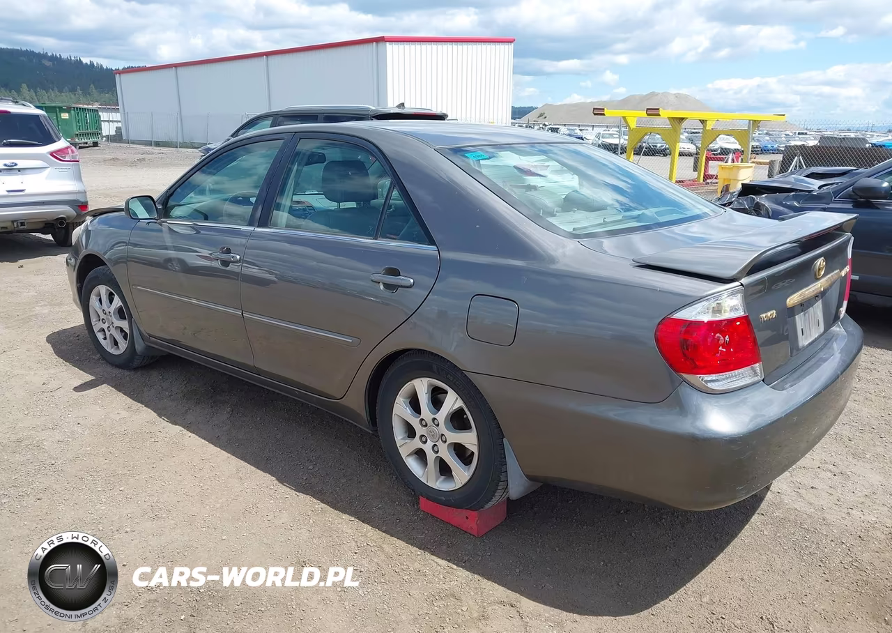 2005 Toyota Camry Xle V6 VIN:4T1BF30K25U597285 - 3