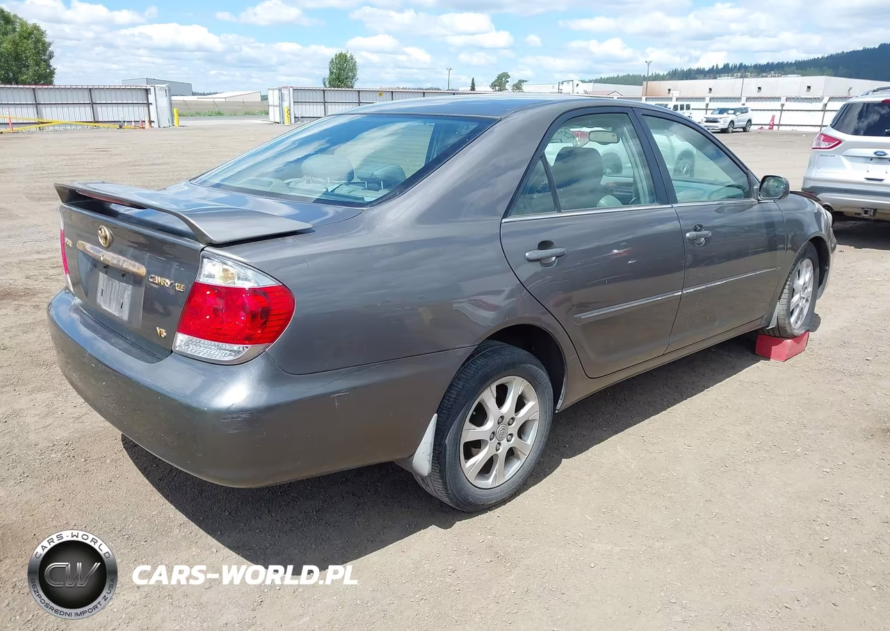 2005 Toyota Camry Xle V6 VIN:4T1BF30K25U597285 - 4
