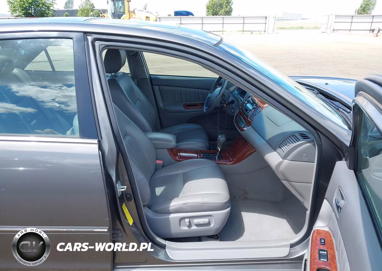 2005 Toyota Camry Xle V6 VIN:4T1BF30K25U597285 - 5