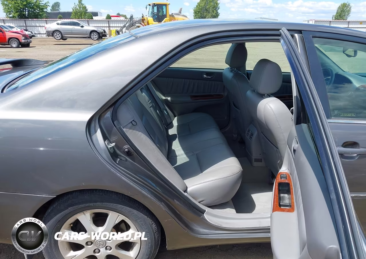 2005 Toyota Camry Xle V6 VIN:4T1BF30K25U597285 - 8