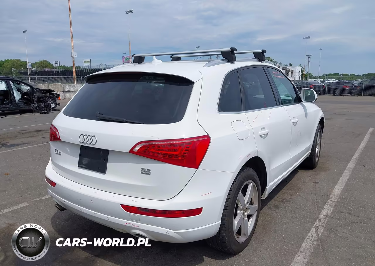 2010 Audi Q5 3.2 Premium VIN:WA1LKAFP7AA045119 - 4