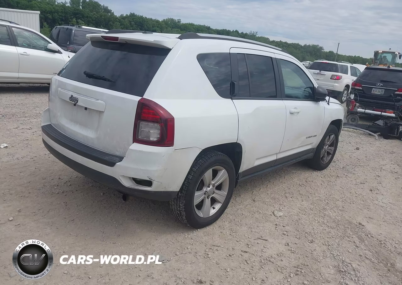 2017 Jeep Compass Sport Fwd VIN:1C4NJCBAXHD123979 - 4