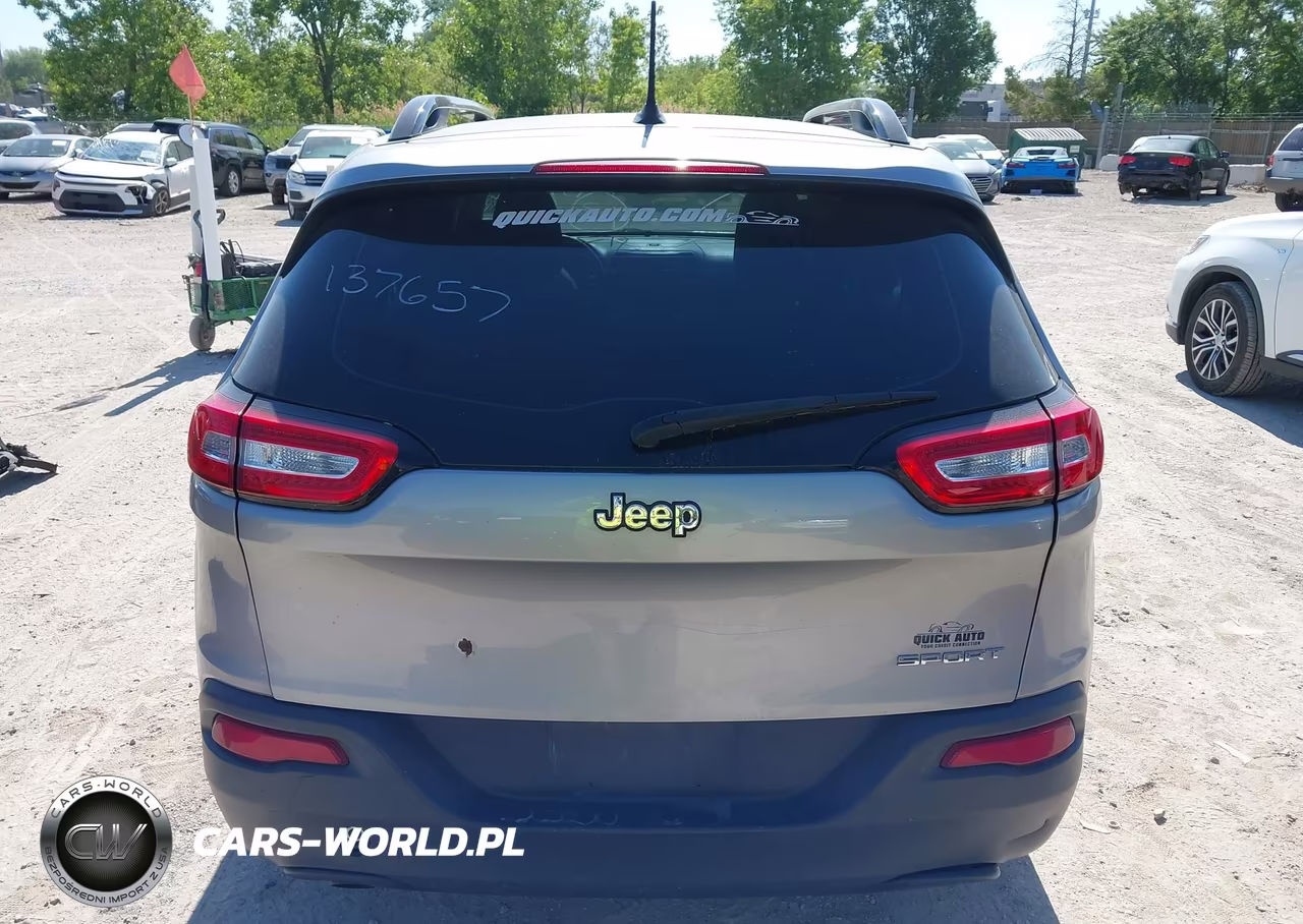 2016 Jeep Cherokee Sport VIN:1C4PJLAB6GW137657 - 16