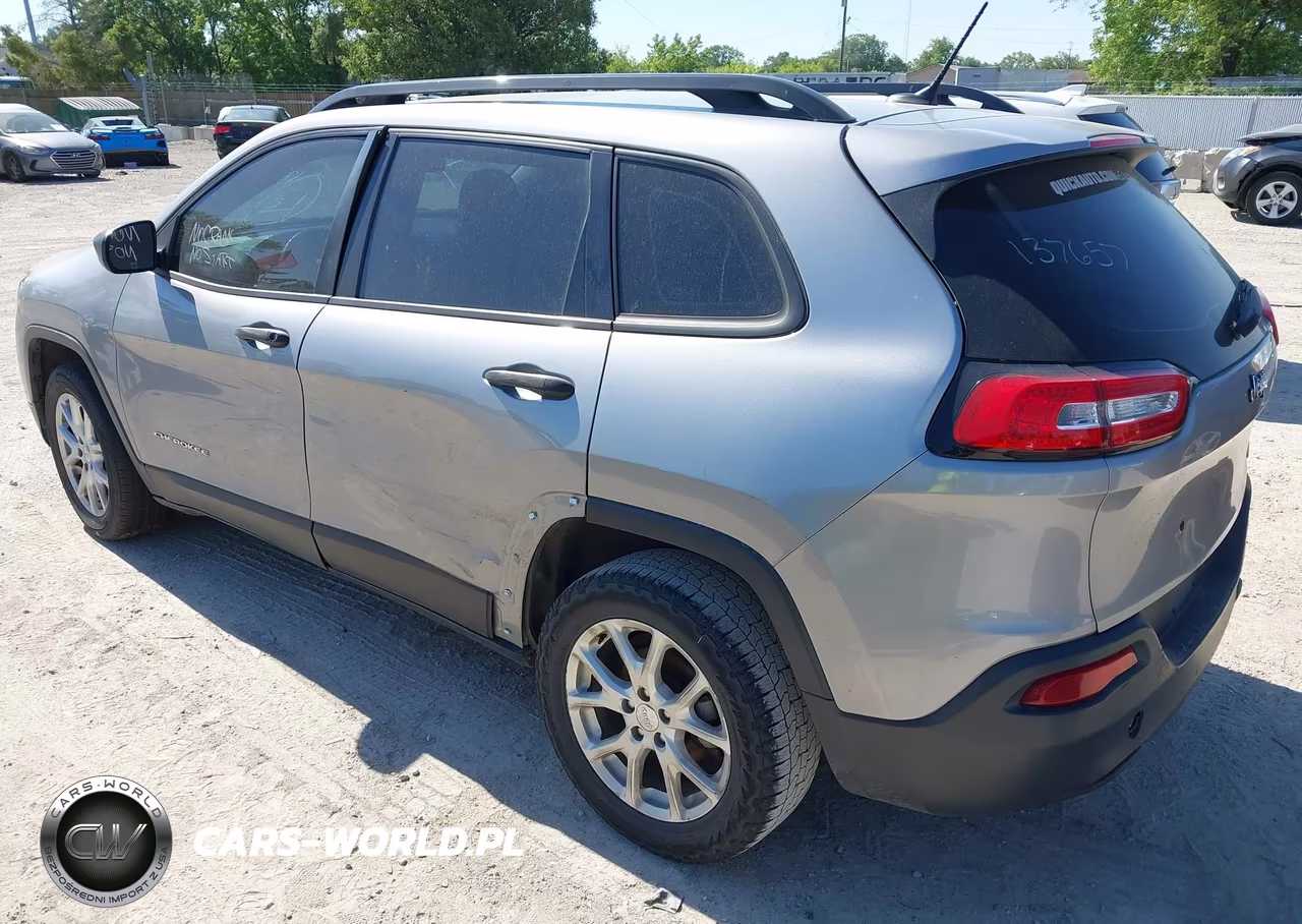 2016 Jeep Cherokee Sport VIN:1C4PJLAB6GW137657 - 3