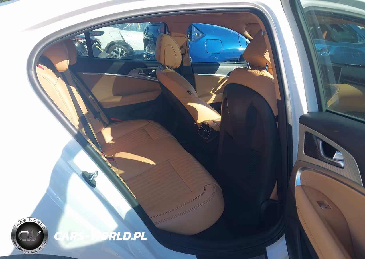 2022 Genesis G70 2.0T Awd VIN:KMTG34TA7NU091027 - 8