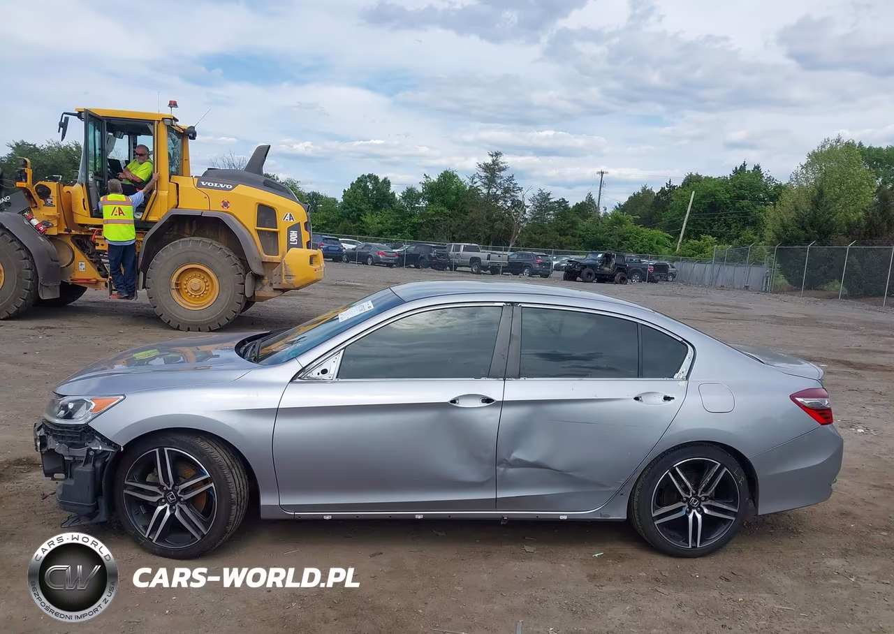 2016 Honda Accord Sport VIN:1HGCR2F58GA149456 - 15