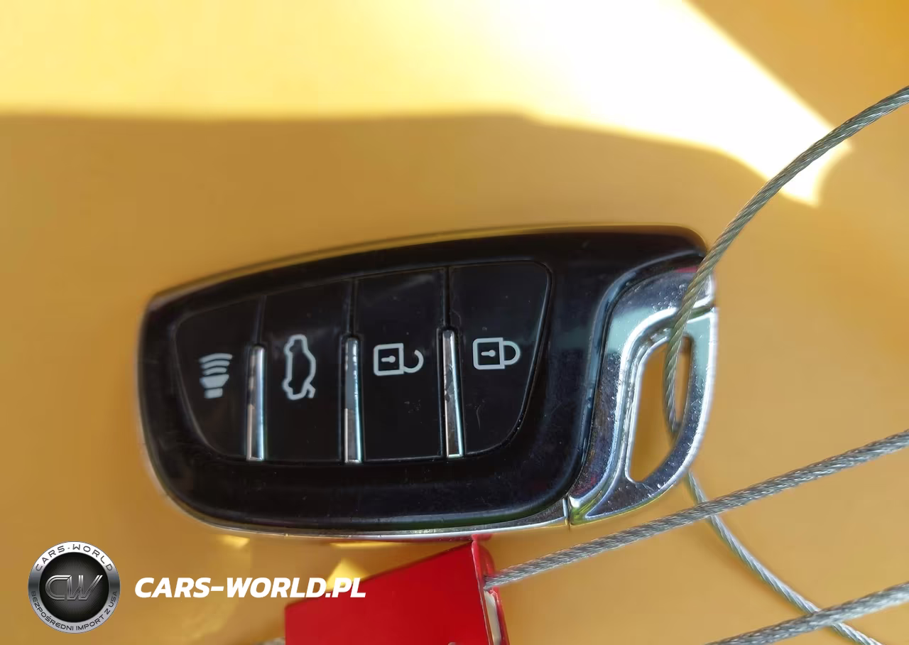 2019 Ford Mustang Ecoboost VIN:1FA6P8TH1K5168750 - 11