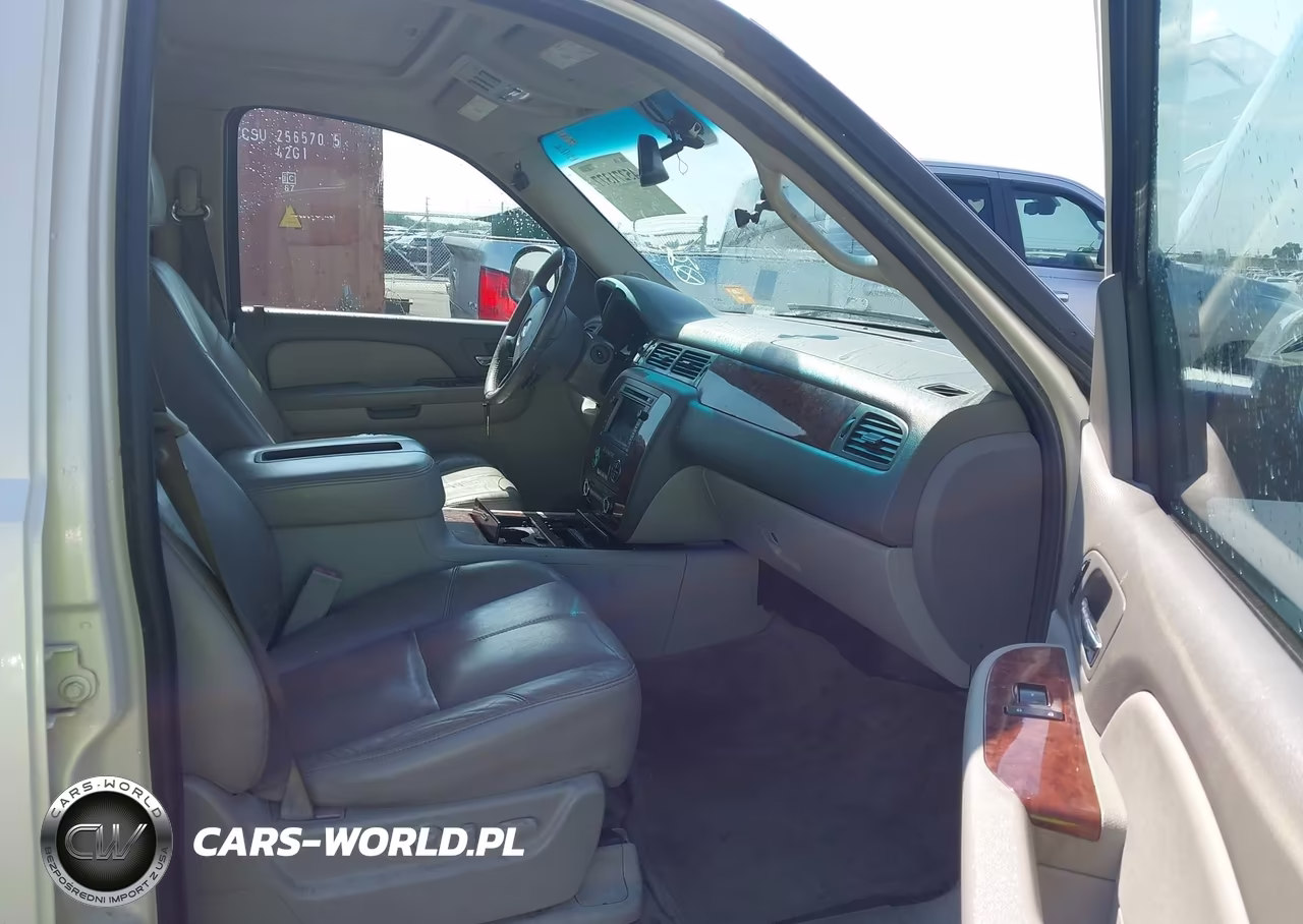 2008 Chevrolet Tahoe Ltz VIN:1GNFK13008R245143 - 5