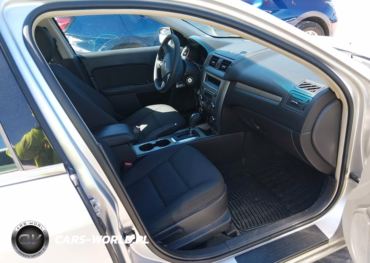 2011 Ford Fusion Se VIN:3FAHP0HA3BR335788 - 5