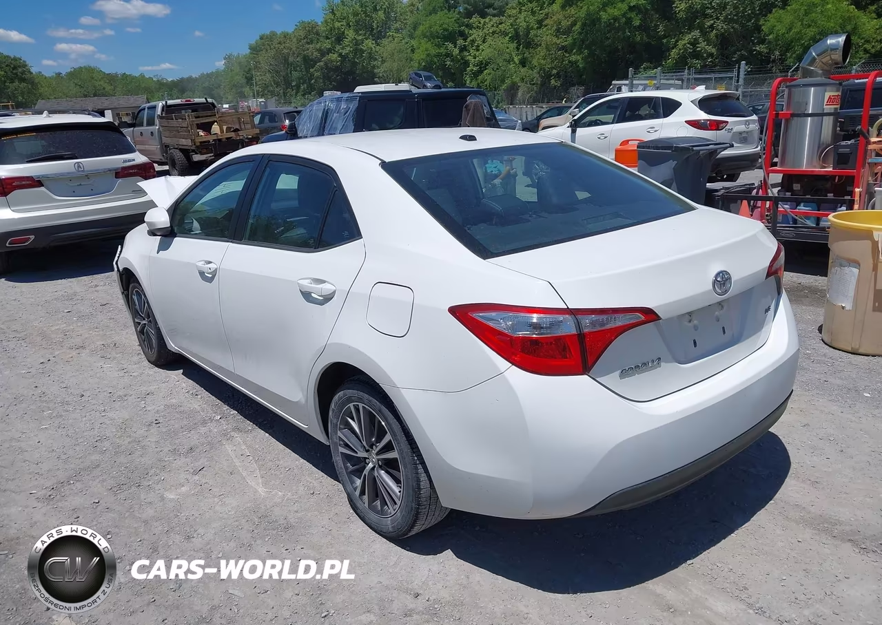 2016 Toyota Corolla Le Premium VIN:2T1BURHE3GC497594 - 3