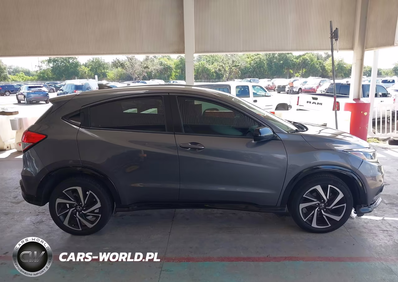 2019 Honda Hr-V Sport VIN:3CZRU6H1XKG712066 - 13