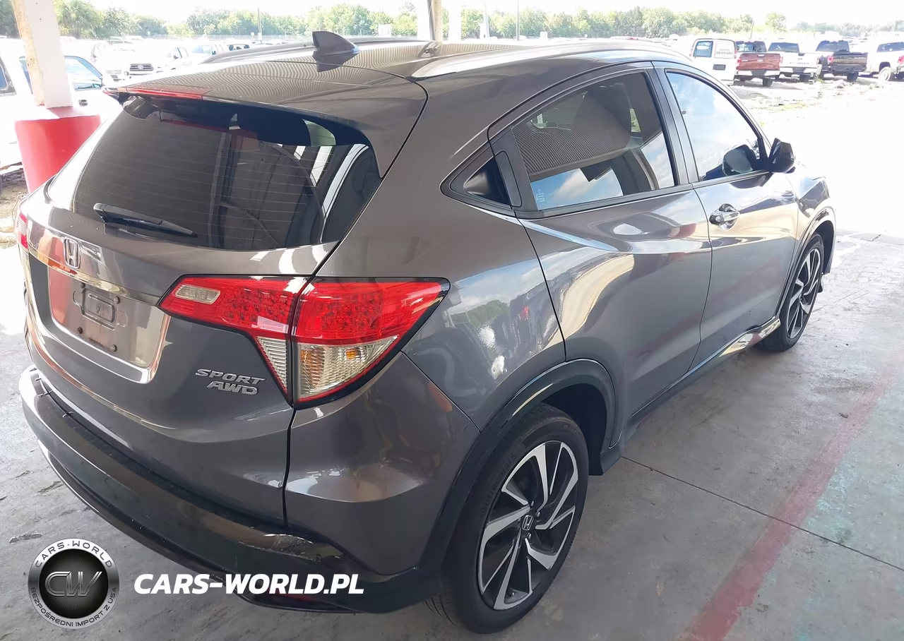 2019 Honda Hr-V Sport VIN:3CZRU6H1XKG712066 - 4