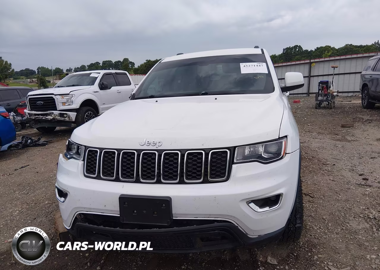 2018 Jeep Grand Cherokee Laredo E 4X4 VIN:1C4RJFAG9JC350536 - 12