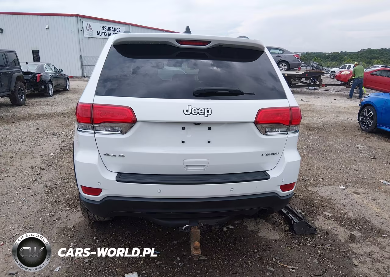 2018 Jeep Grand Cherokee Laredo E 4X4 VIN:1C4RJFAG9JC350536 - 16